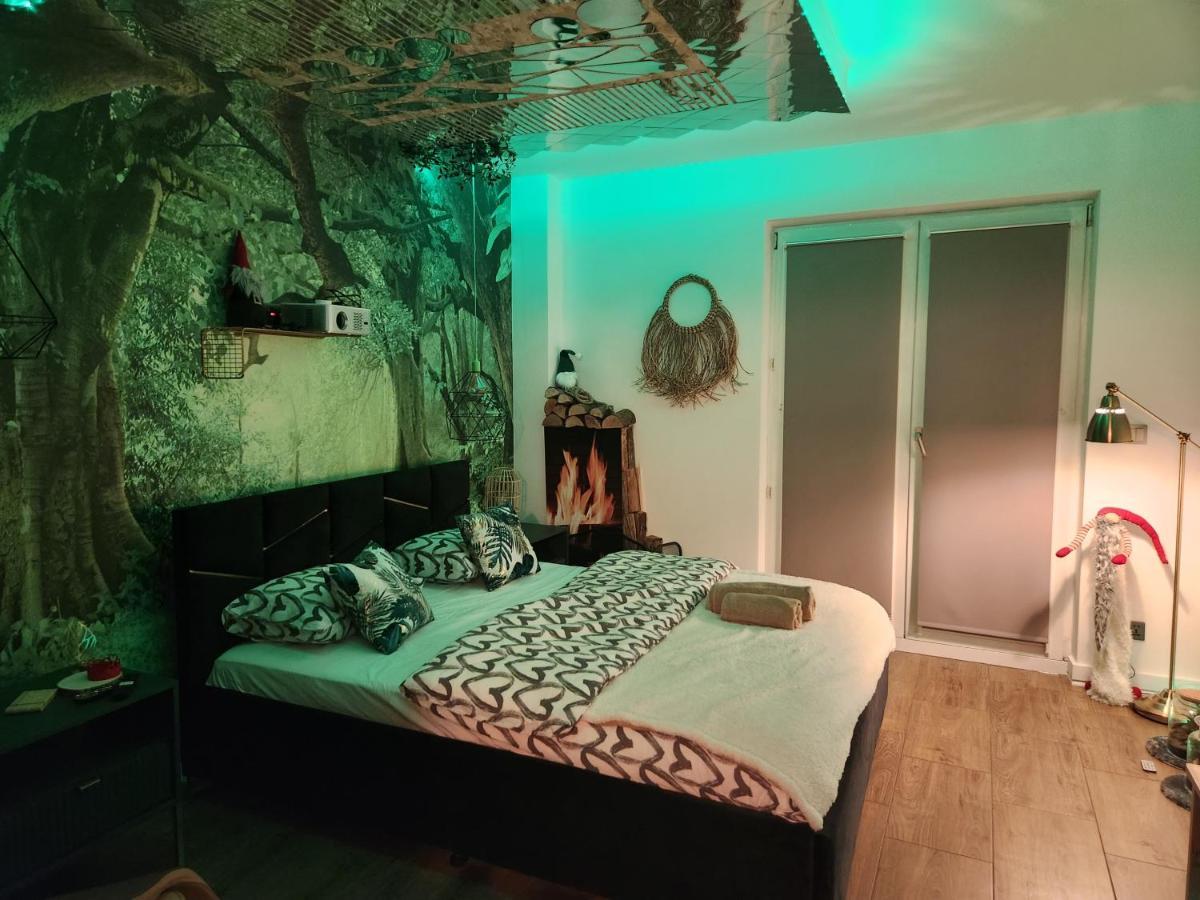 Warszawa Wola Wyjatkowe Studio Z Jacuzzi, Sauna I Fotelem Do Masazu - Exceptional Studio In Warsaw With Jacuzzi, Sauna And Massage Chair Bagian luar foto